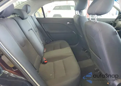 2011 Ford Fusion Se z USA, uszkodzony, nr VIN 3FAHP0HA2BR220387